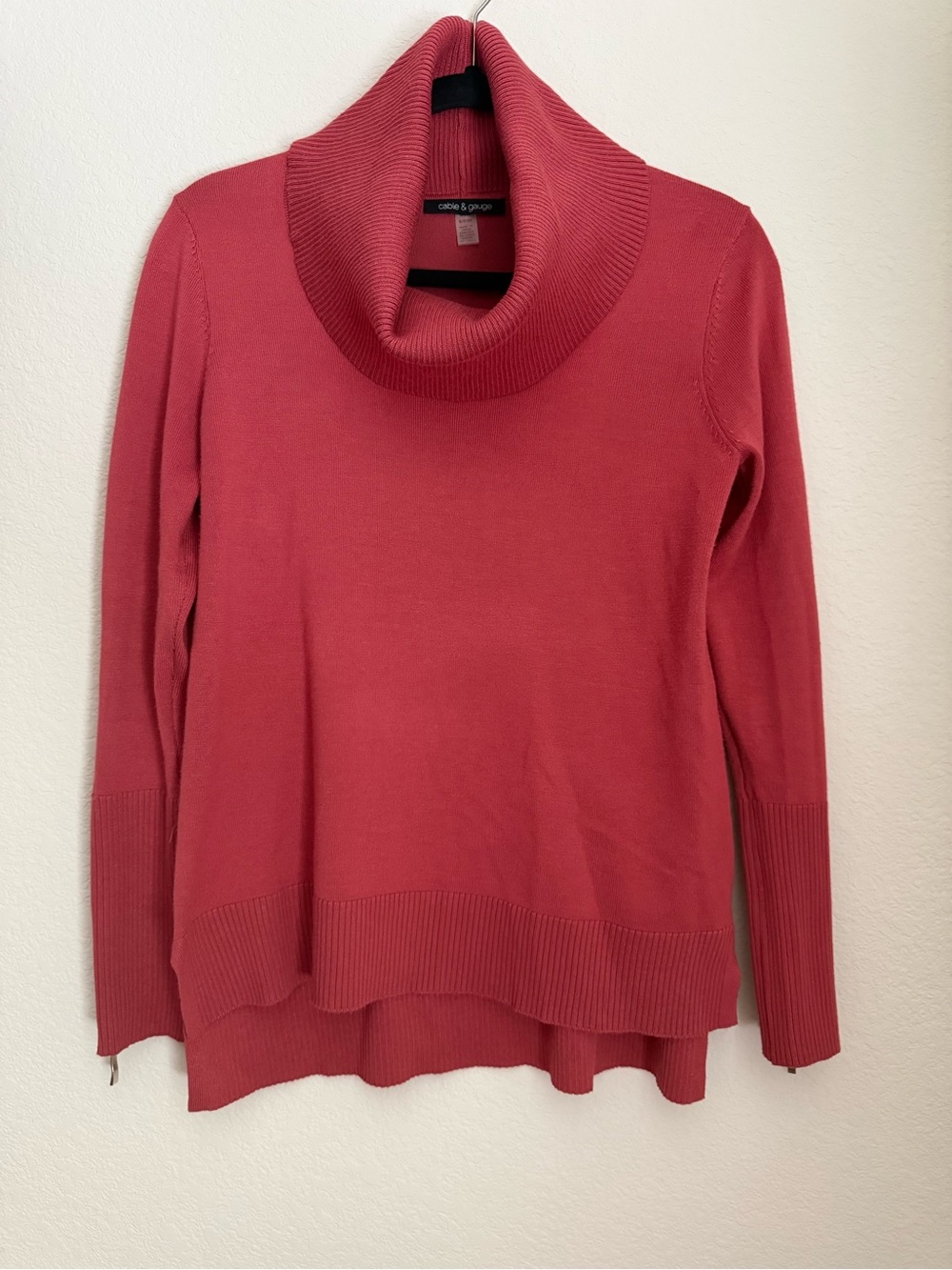 Cable & Gauge | Rose Pink Cowl Neck Size S Sweater